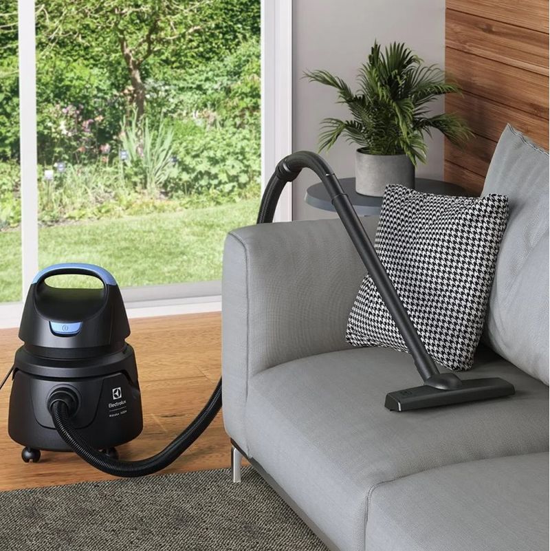 Aspirador-de-Po-e-Agua-Electrolux-1400W-5L-c--Conjunto-de-Acessorios-e-Rodas-360°--AWD01--