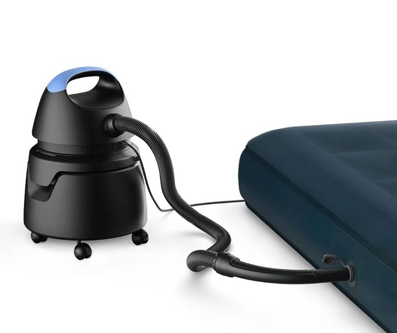 Aspirador-de-Po-e-Agua-Electrolux-1400W-5L-c--Conjunto-de-Acessorios-e-Rodas-360°--AWD01--