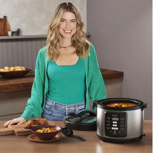 Panela de Pressão Elétrica Electrolux 5L Cor Inox Experience Digital por Rita Lobo (PCC15)