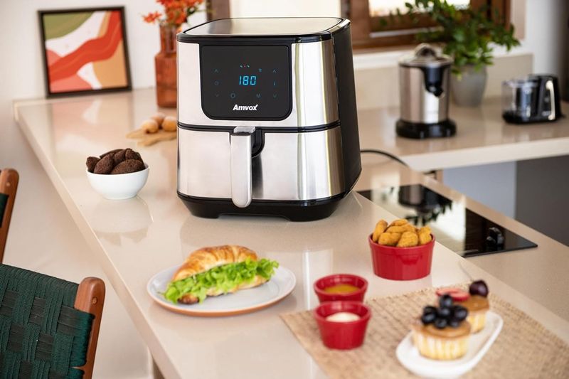 Fritadeira-Air-Fryer-Digital-Inox-7-Litros-Amvox-700w-arf-125