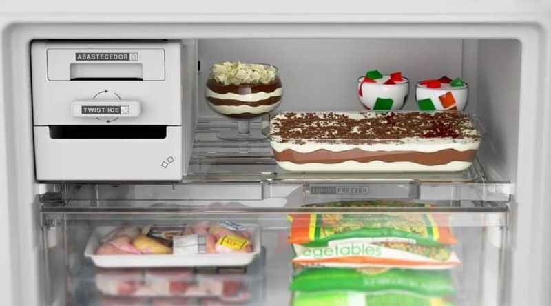 Geladeira-Brastemp-Eclipse-Collection-Frost-Free-Inverse-A----447-litros-cor-Black-Inox-com-Smart-Flow-e-Fresh-Box---BRE57FE