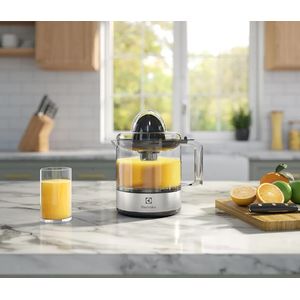 Espremedor de Laranjas e Frutas Electrolux Efficient 800ml (ECP10)